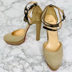 💢SOLD💢 Christian Louboutin Pumps